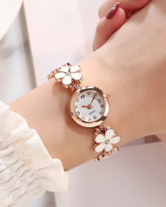 Women’s Designer Serpent Bracelet Watch - Premium Gold-Plated Luxury Watch